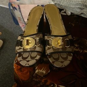 Gold coach wedges